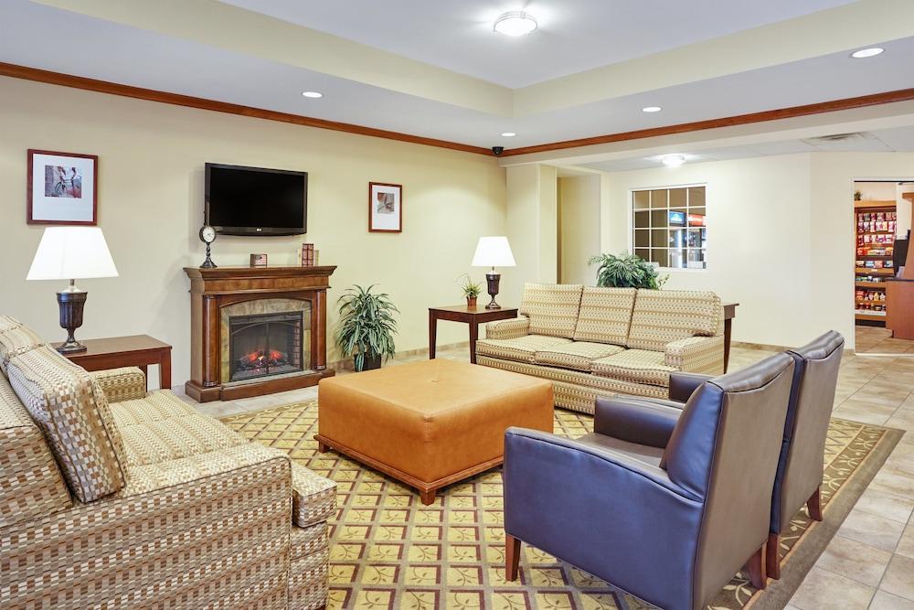 Candlewood Suites Fayetteville Fort Bragg By Ihg Exterior photo