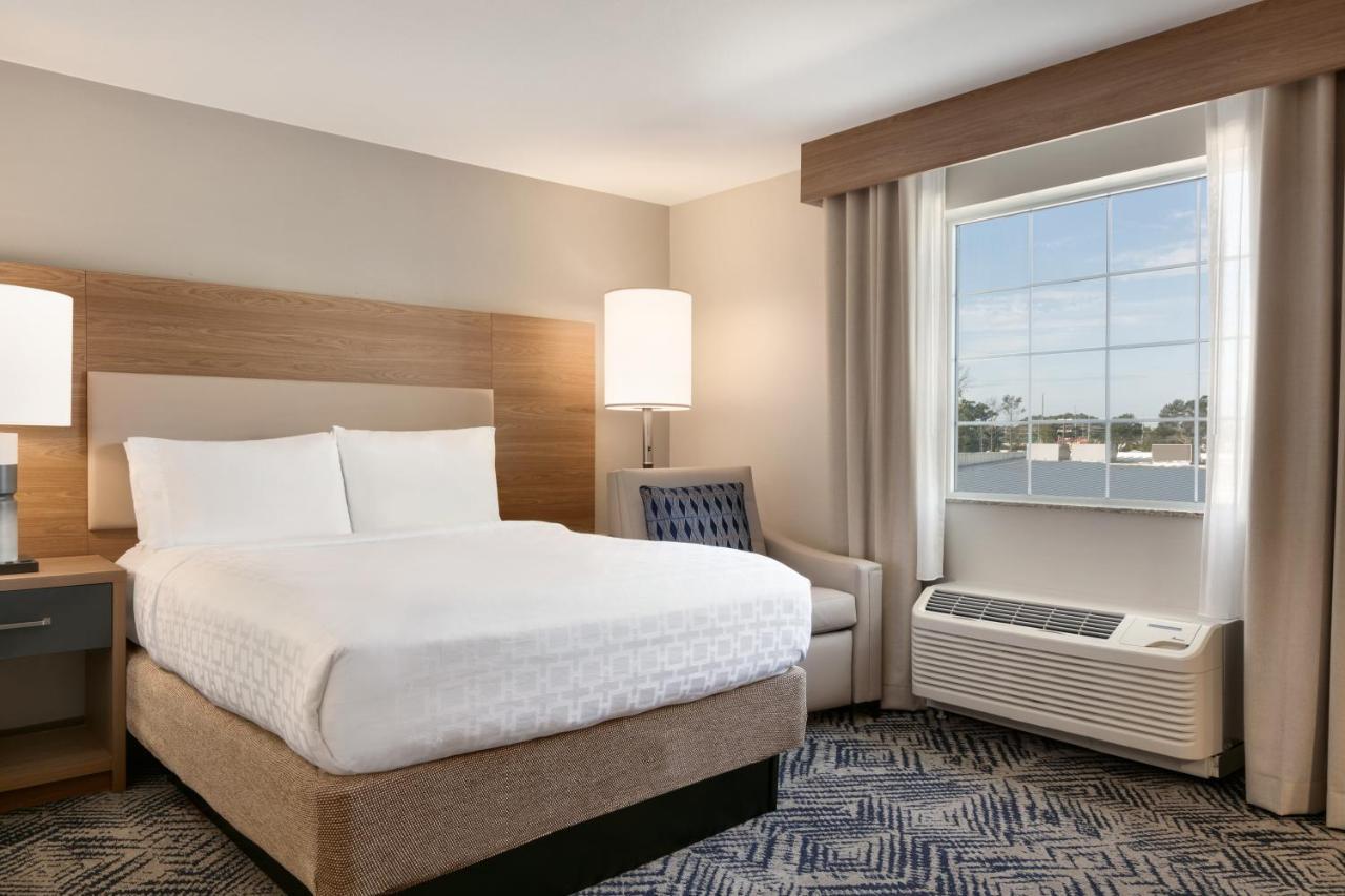 Candlewood Suites Fayetteville Fort Bragg By Ihg Exterior photo